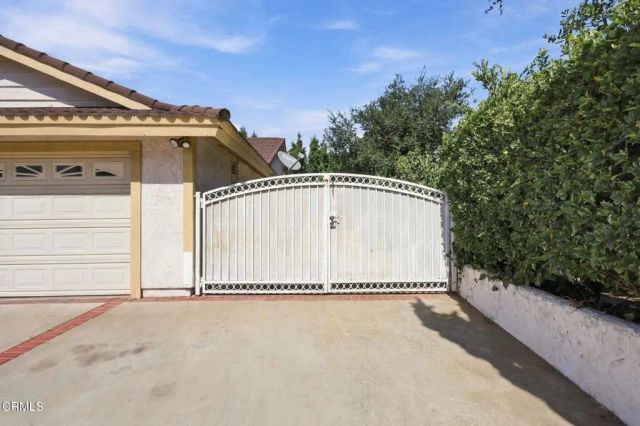 79 E Avenida De Los Arboles, Thousand Oaks, CA 91360