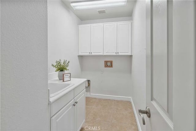 28229 Shirley, Saugus, CA 91350