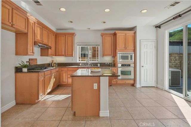 28229 Shirley, Saugus, CA 91350