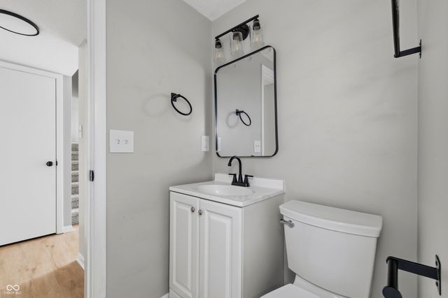 6025 Wingedfoot Court, Indianapolis, IN 46254