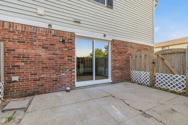 6025 Wingedfoot Court, Indianapolis, IN 46254