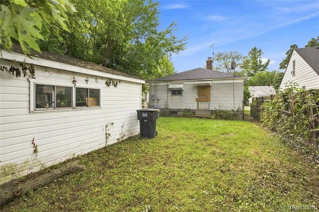 20210 Chapel Street, Detroit, MI 48219