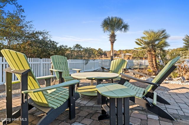1404 W Yacht Drive, Oak Island, NC 28465