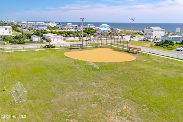 1404 W Yacht Drive, Oak Island, NC 28465