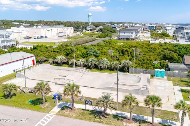 1404 W Yacht Drive, Oak Island, NC 28465