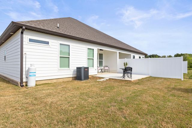 85 Arlington Drive, Chickamauga, GA 30707
