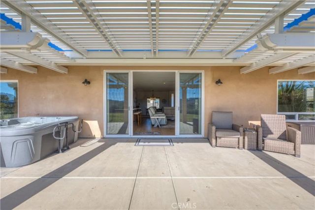 2210 Holly Drive, Paso Robles, CA 93446