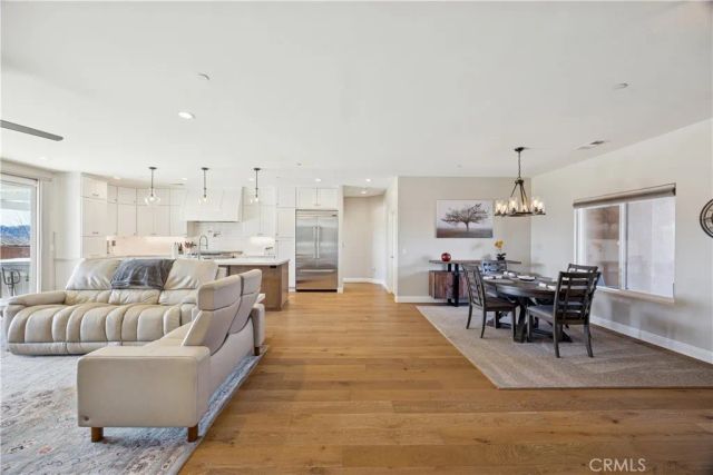 2210 Holly Drive, Paso Robles, CA 93446