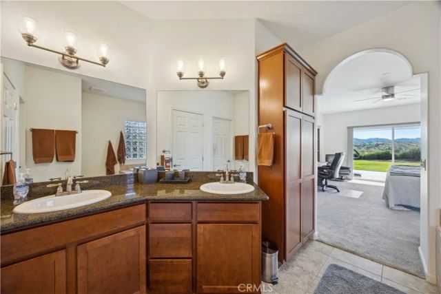 2210 Holly Drive, Paso Robles, CA 93446