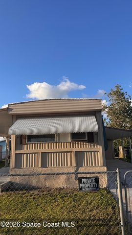 2522 Amberly Road NE, Palm Bay, FL 32905