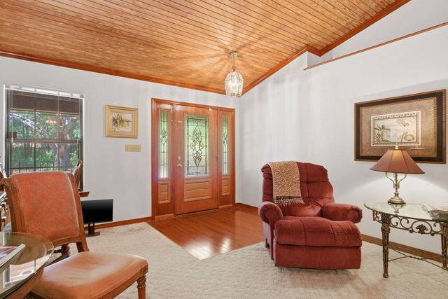 4989 Steamboat Street, Milton, FL 32583