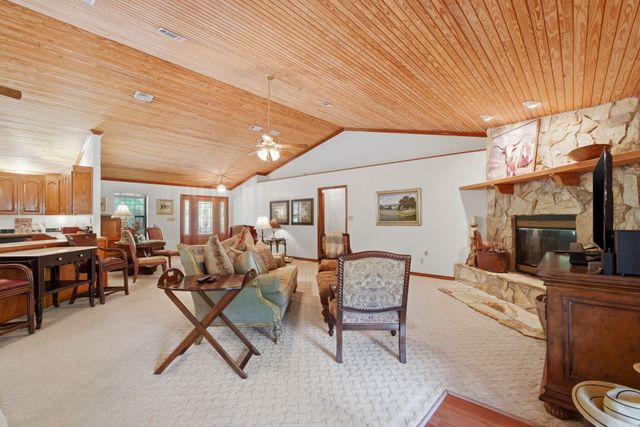 4989 Steamboat Street, Milton, FL 32583