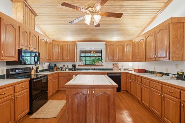 4989 Steamboat Street, Milton, FL 32583