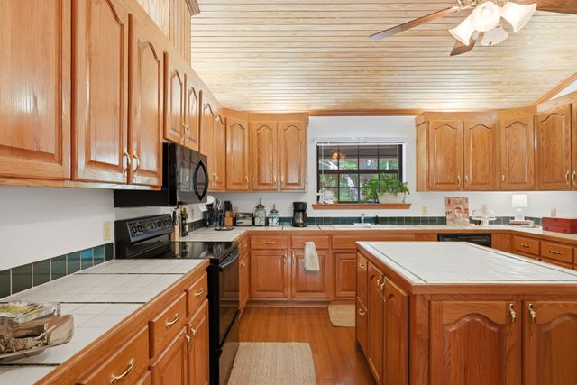 4989 Steamboat Street, Milton, FL 32583
