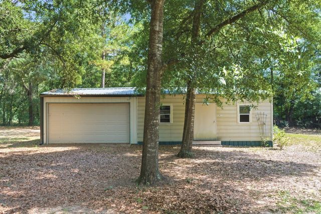 4989 Steamboat Street, Milton, FL 32583