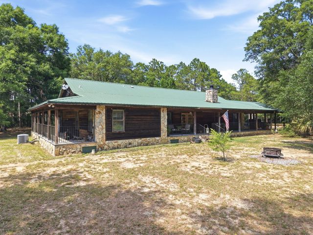4989 Steamboat Street, Milton, FL 32583