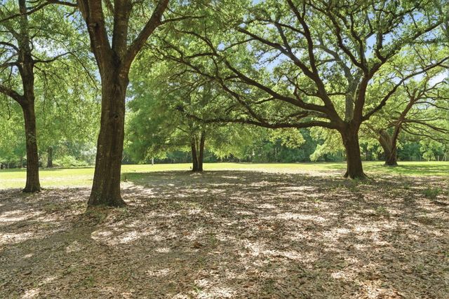 4989 Steamboat Street, Milton, FL 32583