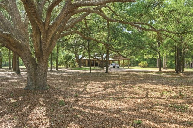 4989 Steamboat Street, Milton, FL 32583