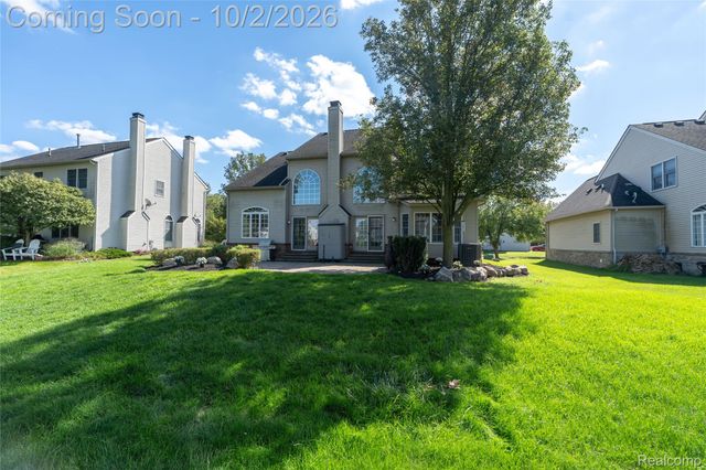 1048 Cantor Lane, South Lyon, MI 48178