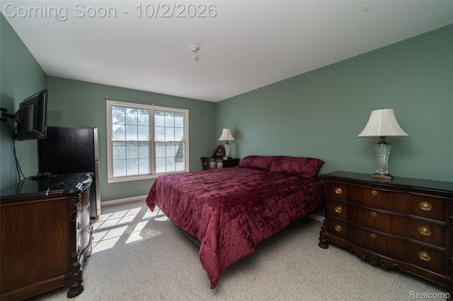 1048 Cantor Lane, South Lyon, MI 48178