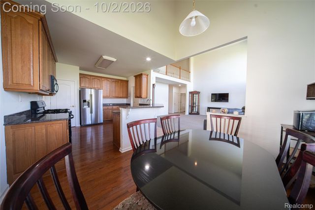 1048 Cantor Lane, South Lyon, MI 48178