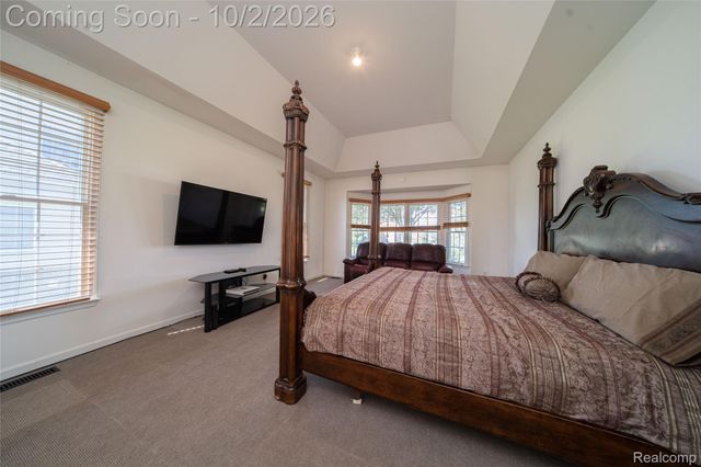 1048 Cantor Lane, South Lyon, MI 48178