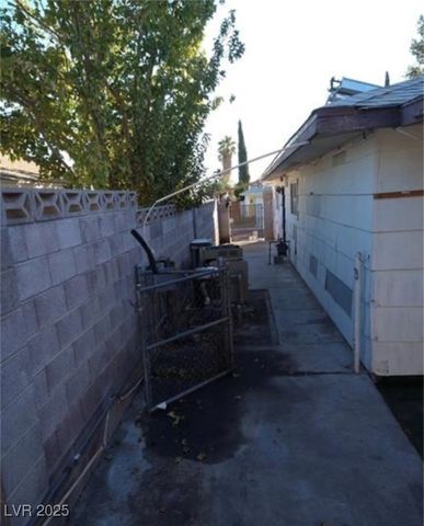 212 Bradshaw Way, Las Vegas, NV 89145