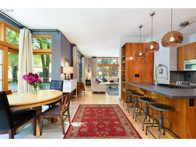 1130 Nw 12TH Ave, Portland, OR 97209