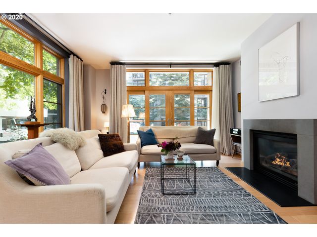 1130 Nw 12TH Ave, Portland, OR 97209