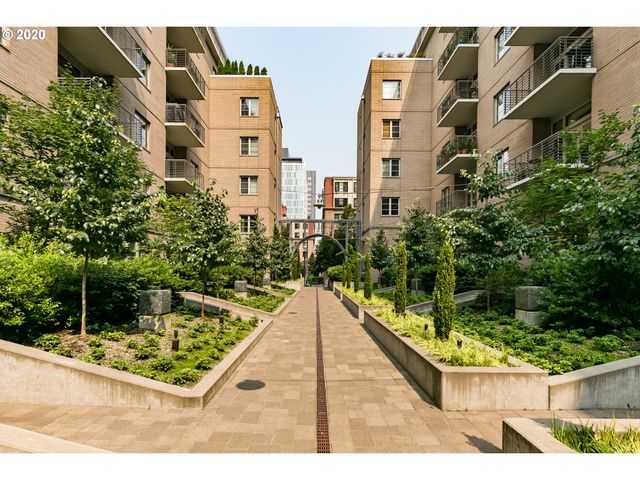 1130 Nw 12TH Ave, Portland, OR 97209