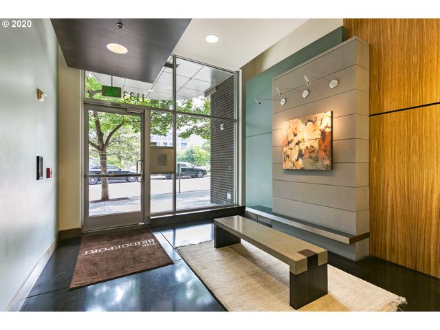 1130 Nw 12TH Ave, Portland, OR 97209