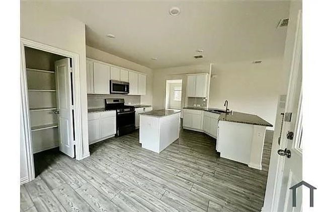 6133 Hightower Street, Celina, TX 76227