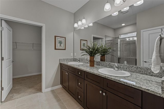 12701 EASTPOINTE DRIVE, Dade City, FL 33525