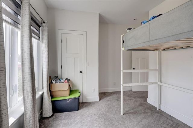 1824 Silverback Way, Pittsburg, KS 66762