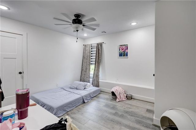 1824 Silverback Way, Pittsburg, KS 66762