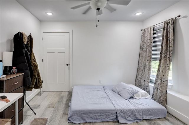 1824 Silverback Way, Pittsburg, KS 66762