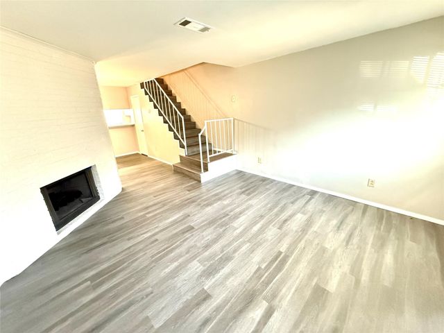 629 Carriagehouse Lane H6, Garland, TX 75040