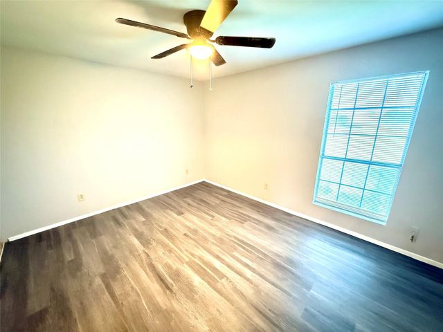 629 Carriagehouse Lane H6, Garland, TX 75040