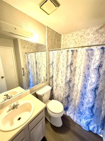 629 Carriagehouse Lane H6, Garland, TX 75040