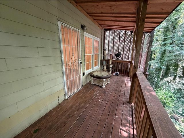 870 Glynn Oaks Drive, Clarkston, GA 30021