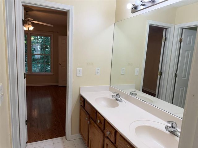 870 Glynn Oaks Drive, Clarkston, GA 30021