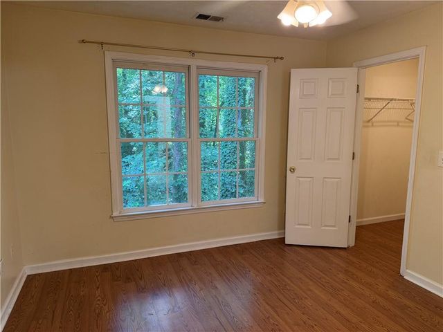 870 Glynn Oaks Drive, Clarkston, GA 30021