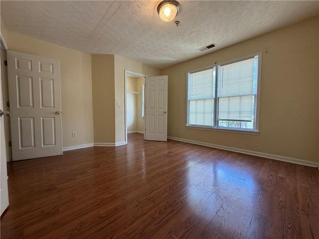 870 Glynn Oaks Drive, Clarkston, GA 30021