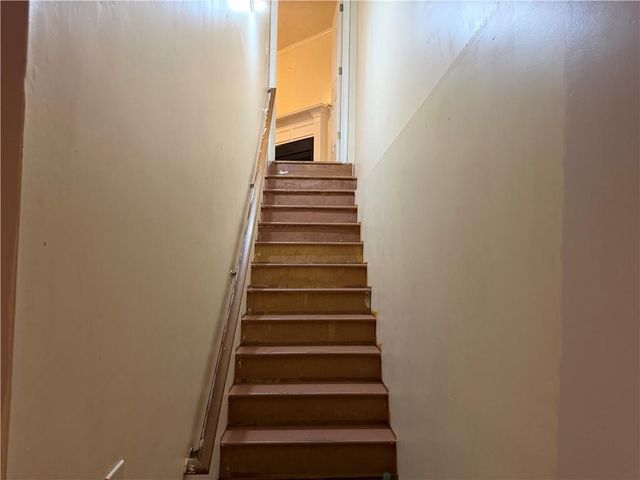 870 Glynn Oaks Drive, Clarkston, GA 30021