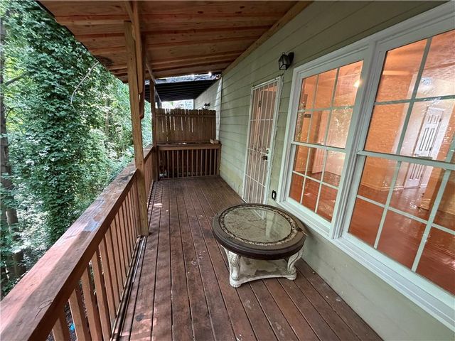 870 Glynn Oaks Drive, Clarkston, GA 30021