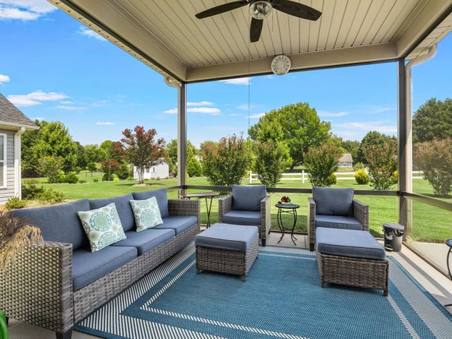 818 Ashton Ridge Road, Inman, SC 29349