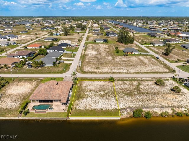 3346 NW 47th AVE, Cape Coral, FL 33993