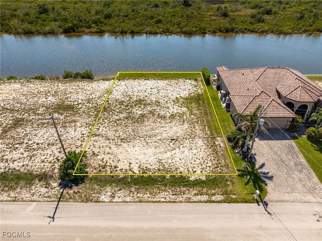 3346 NW 47th AVE, Cape Coral, FL 33993