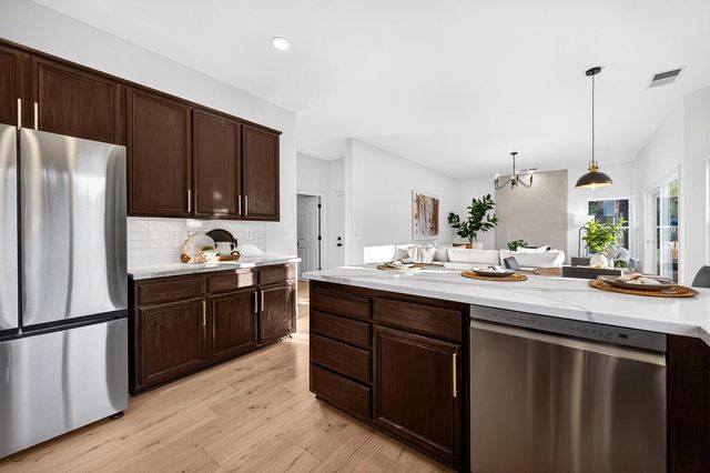 4939 Windsor Village Ln, Fair Oaks, CA 95628