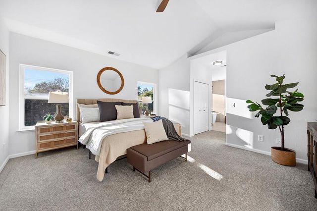 4939 Windsor Village Ln, Fair Oaks, CA 95628